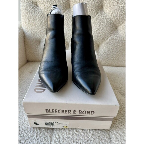 Bleeker & Bond Black Pointed Toe Kitten Heel Pull On Ankle Booties Size 8 - Picture 1 of 7